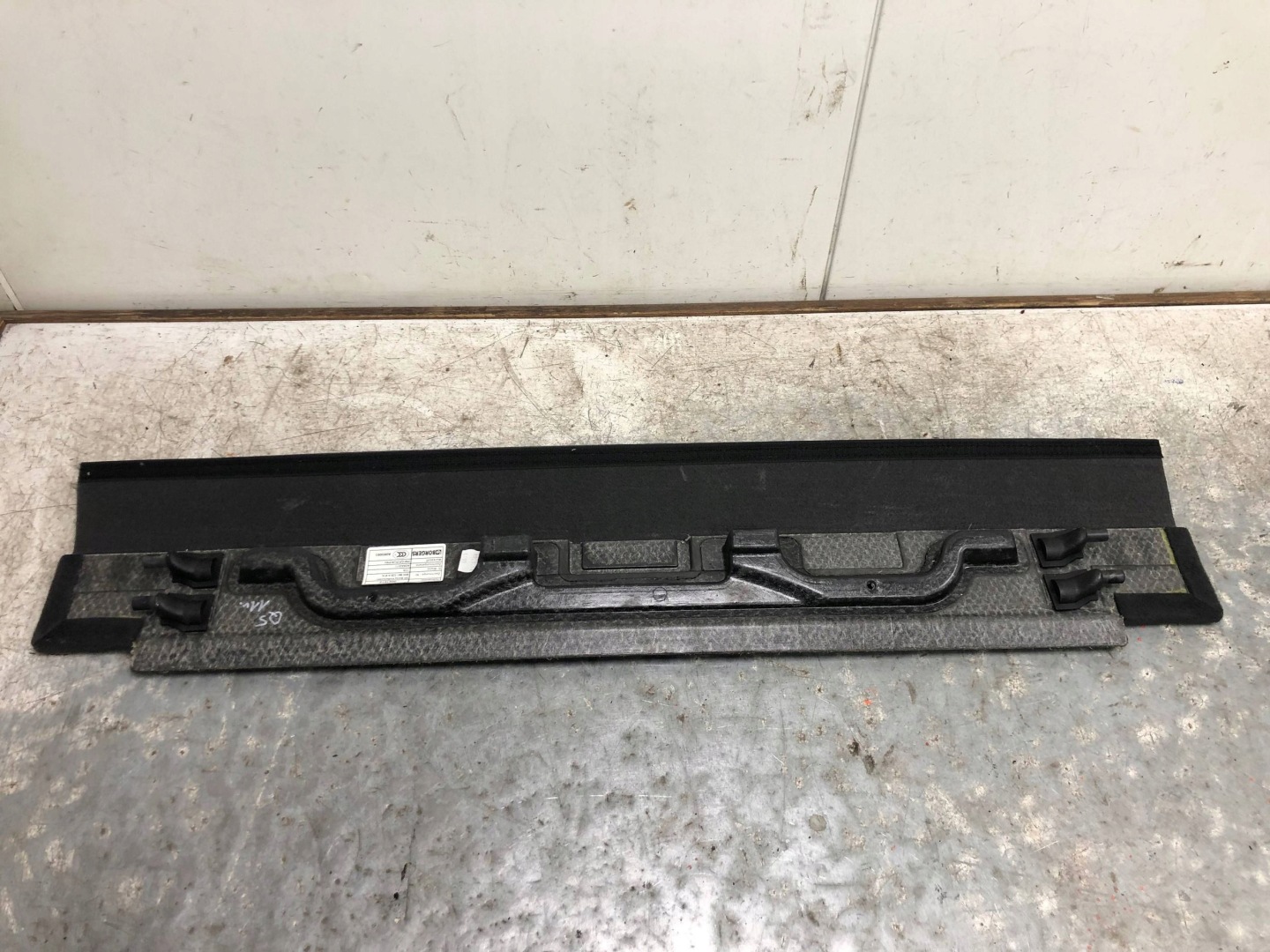 Blende Abdeckung des Bodens Kofferraum AUDI Q5 8R0861529A