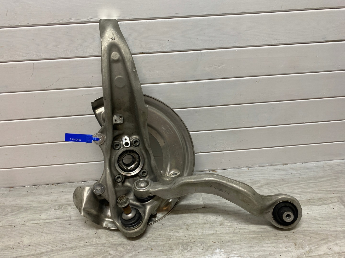 BMW G30 G31 swing left front X-DRIVE 6884385