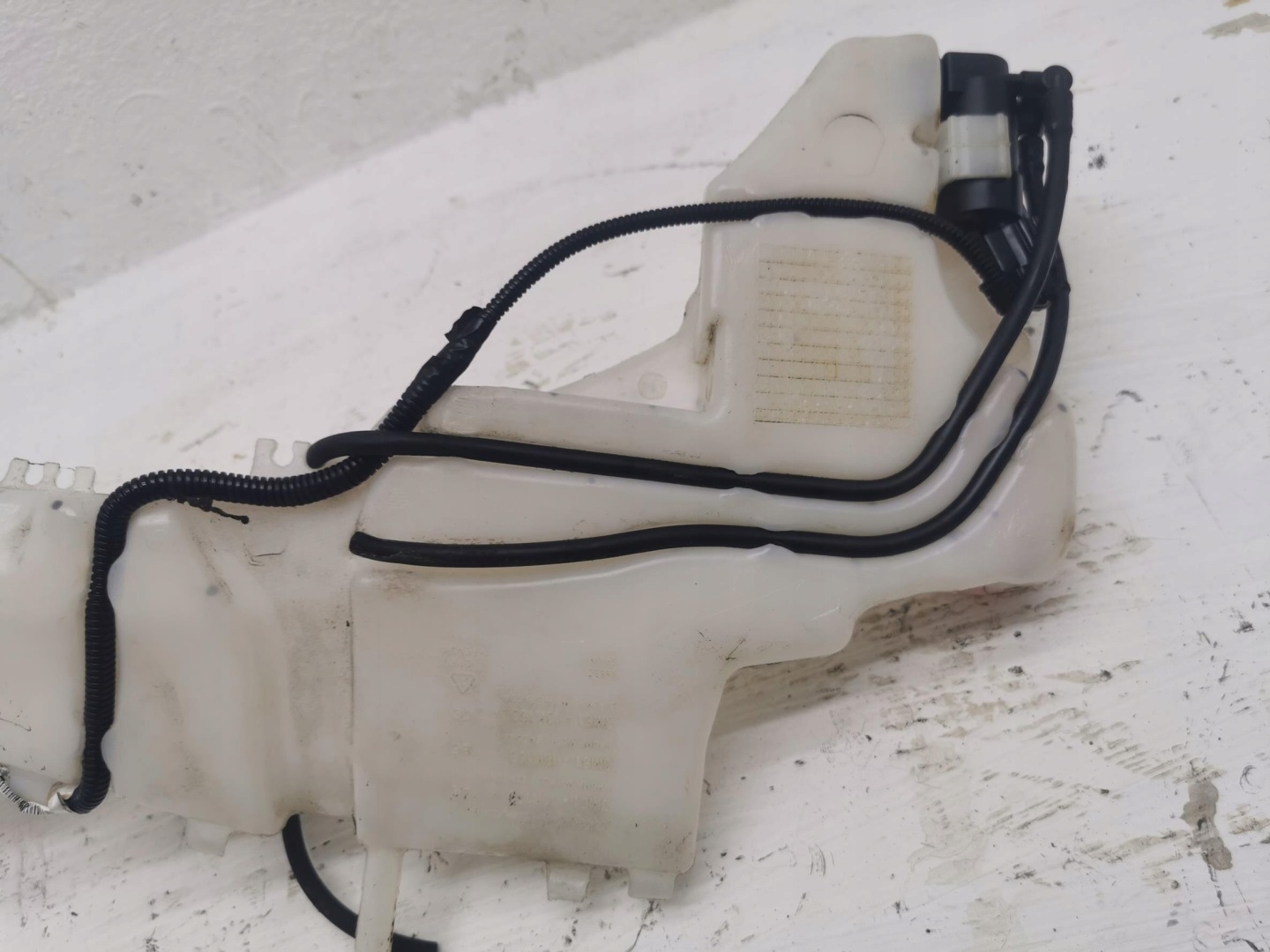 Behälter Spritzdüse FORD KUGA MK1 3M51-13K163-A
