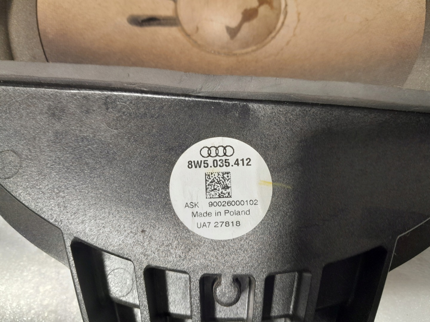 AUDI A4 B9 speaker SUBWOOFER POLKI rear part 8W5035412
