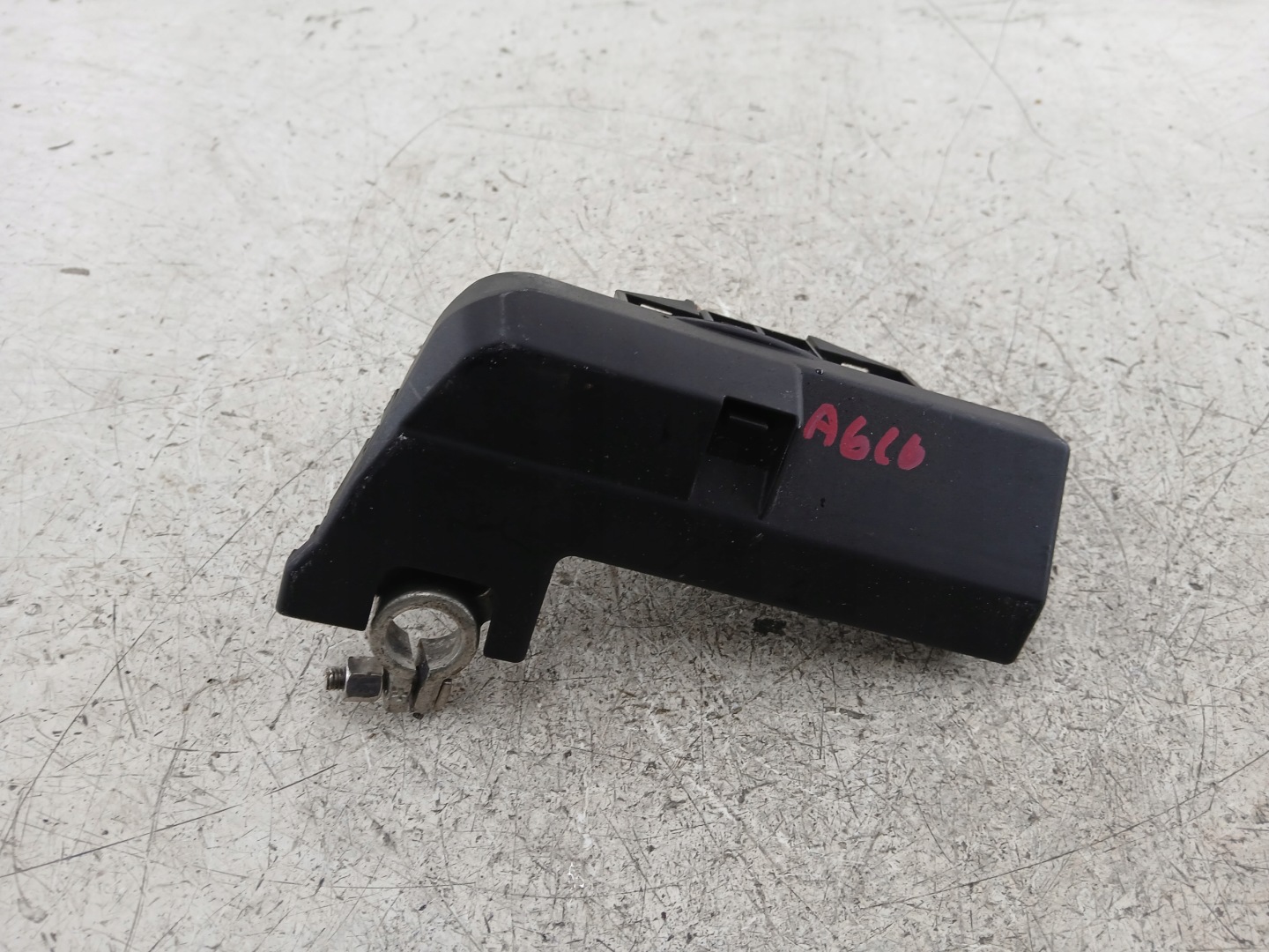 AUDI A6 C6 2.0 TDI KLEMKA AKUMULATORA 4F0915519