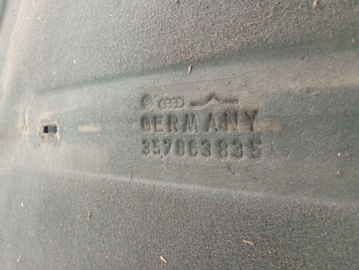 VW Passat B3 1.9 TD 88-93 soundproofing bonnets