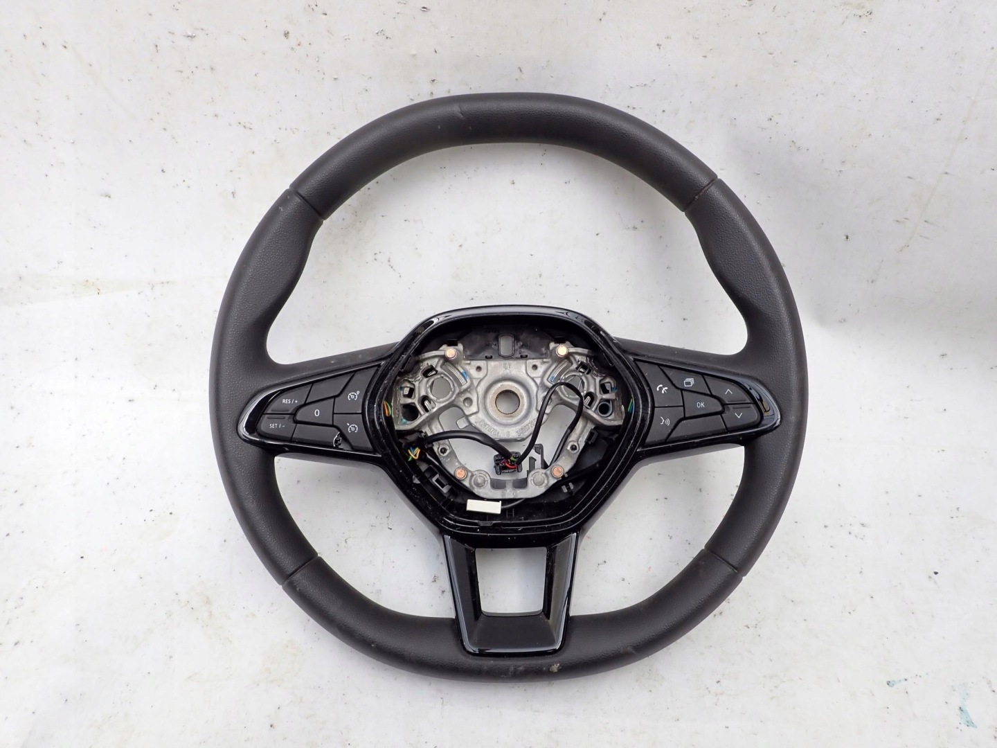 RENAULT CLIO V CAPTUR II TRAFIC IV KANGOO III lenkrad
