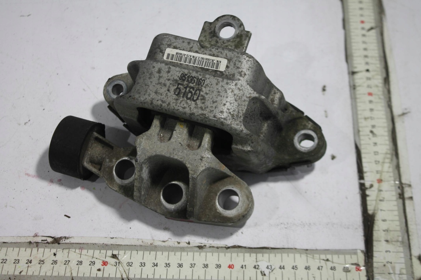 holder engine mount 95135160 MOKKA 1.7 CDTI 12