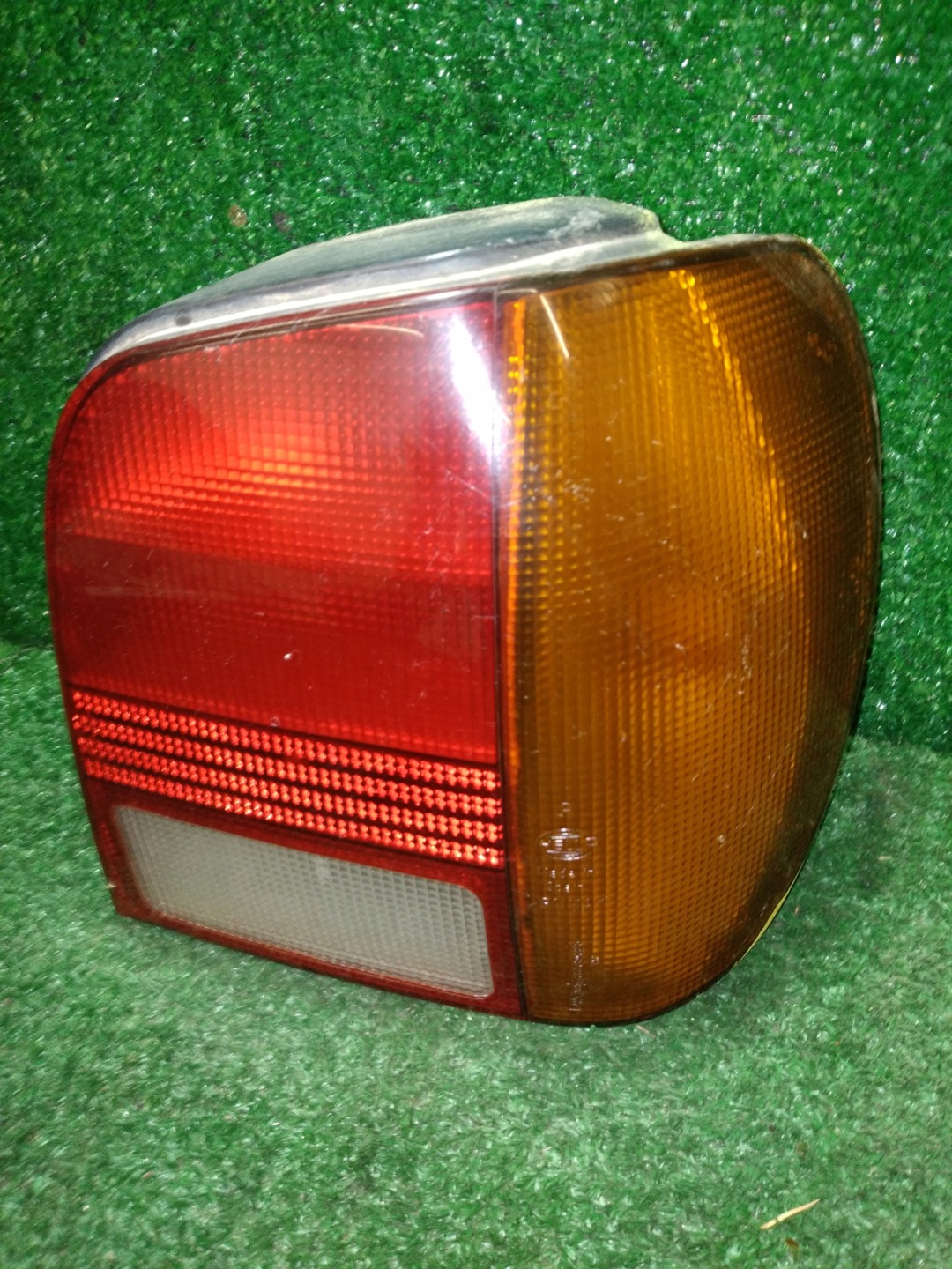 light right rear VOLKSWAGEN POLO 3 1995 6N HB