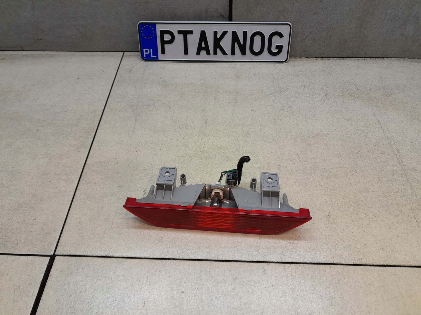 SWIATO STOPU HYUNDAI GETZ 1.1 927501C0