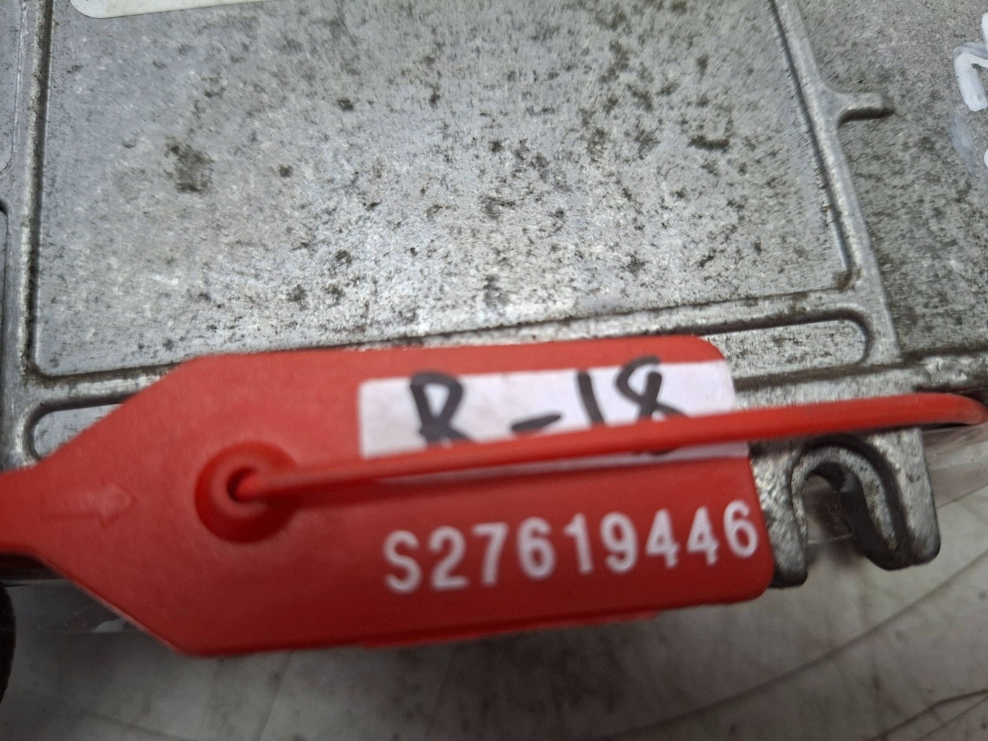 control unit of the engine 0281001877 8200059881 7700107343 RENAULT 1.9 DTI