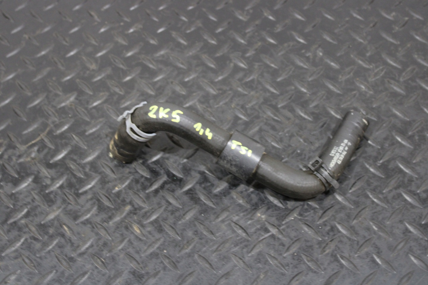 crijevo prijenos vode VW CADDY IV 4 2K5 LIFT 1K0122109CK