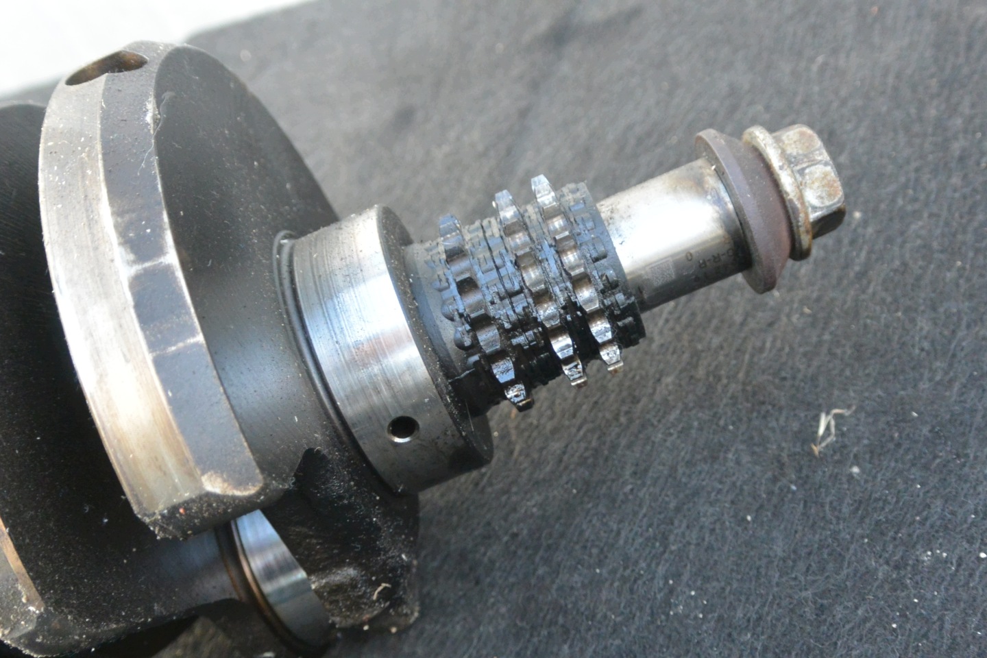 crank MERCEDES E S C ML GL W204 W164 W212 SPRINTER 3.0 V6 CDI OM642
