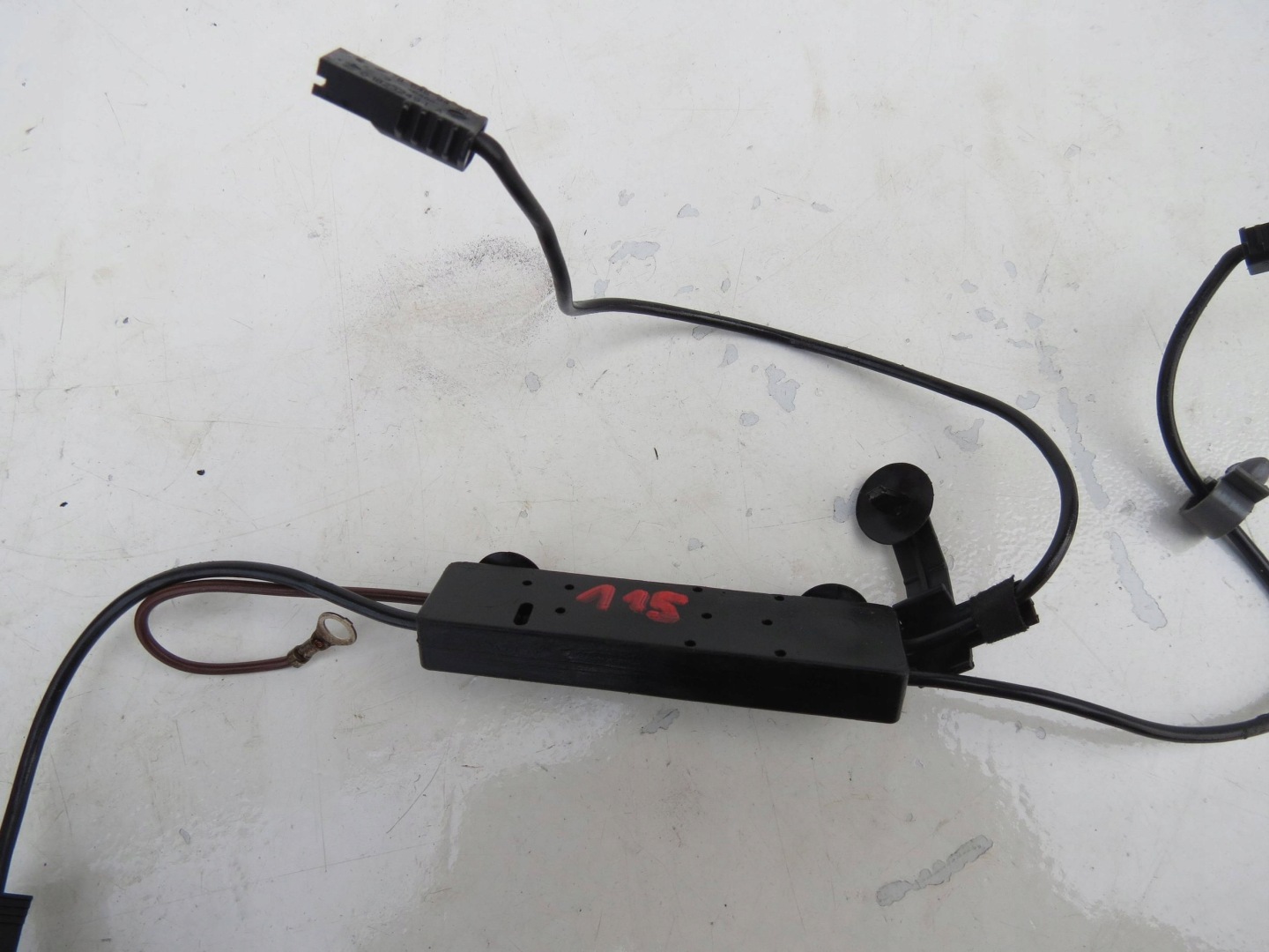 amplifier ANTENY MERCEDES-BENZ CLS C218 AMG A2128704589