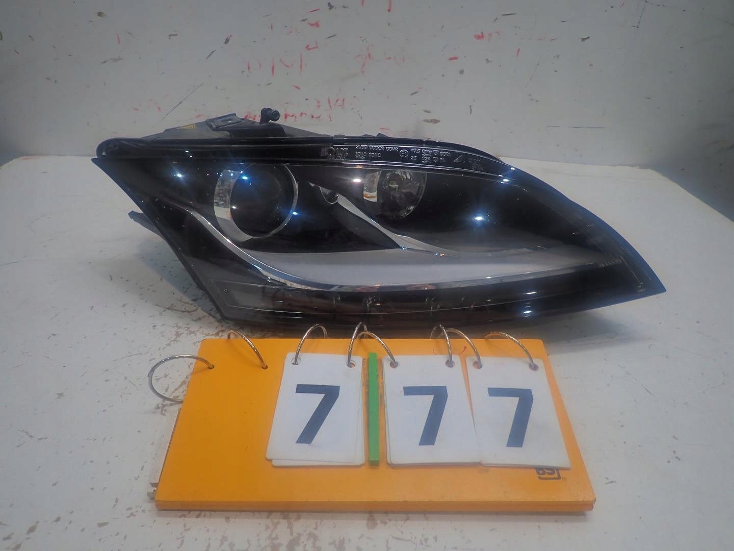 light front right AUDI TT 2006- BI-XENON 8J0