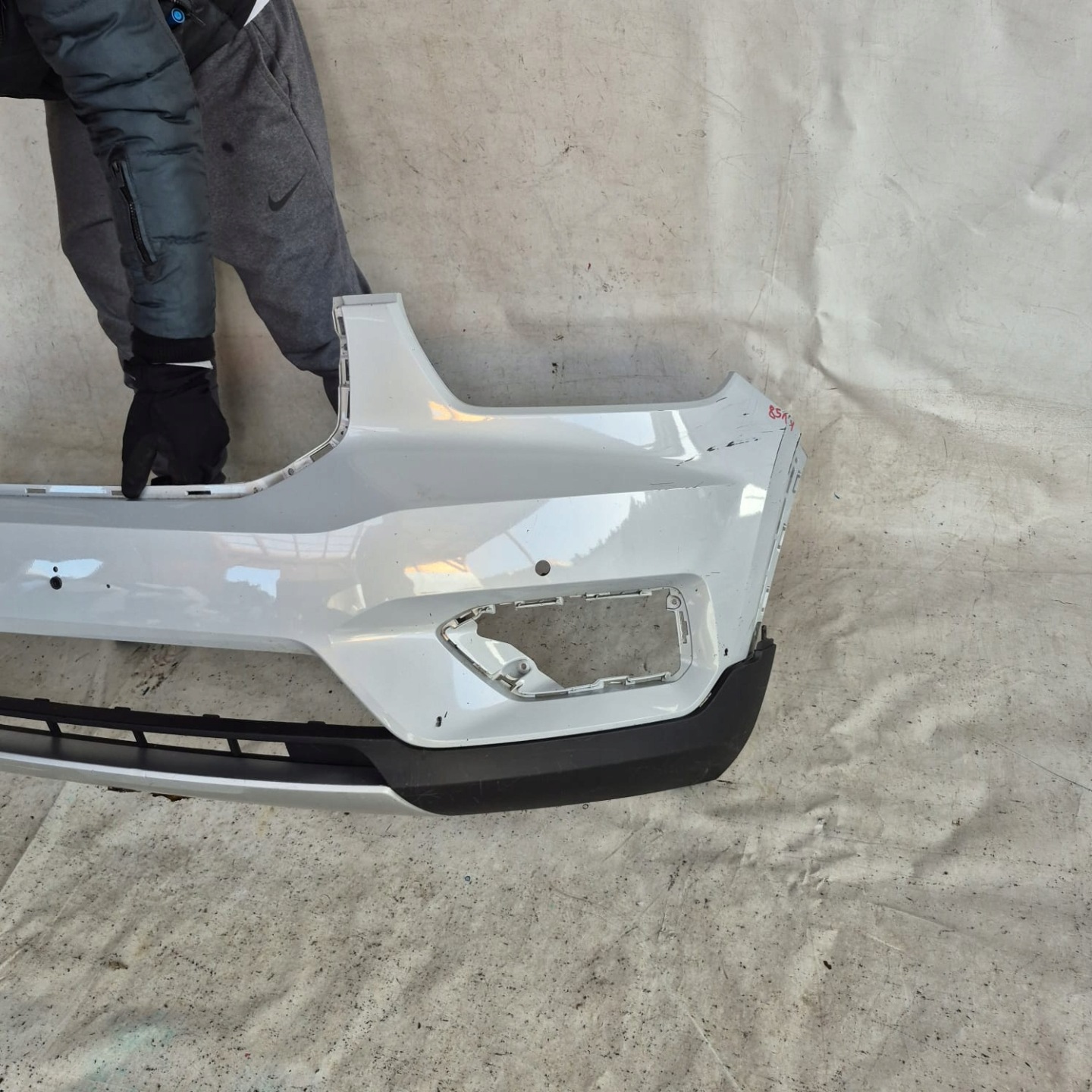 VOLVO XC40 17-22 bumper front front PDC 31449359