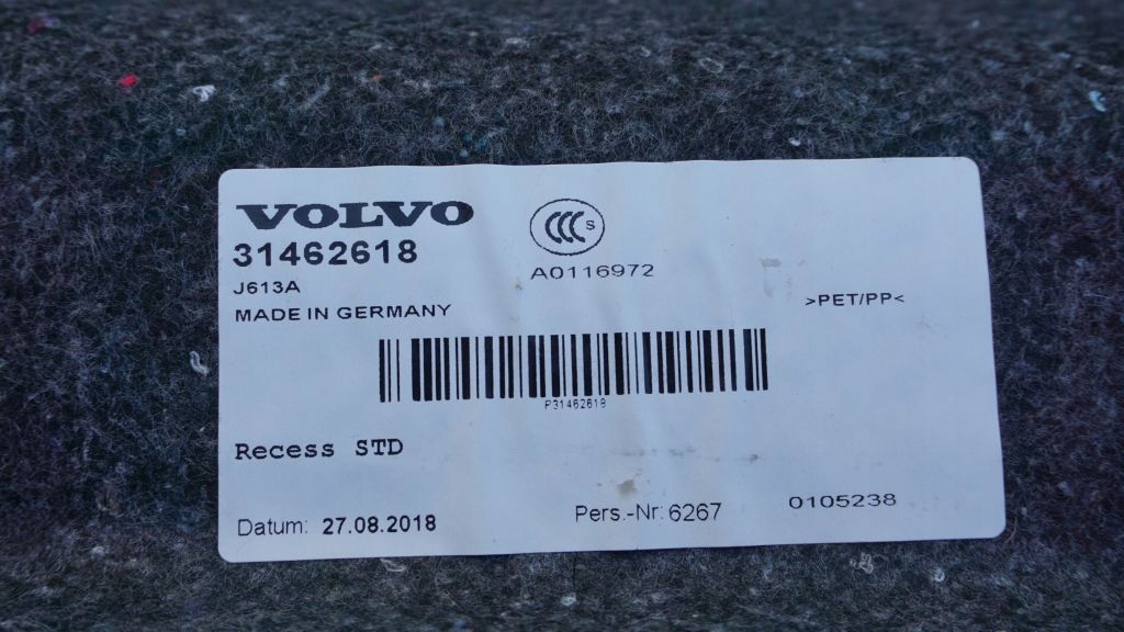 VOLVO V60 II - floor mats boot