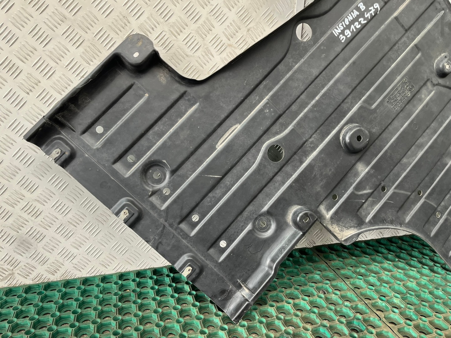 OPEL INSIGNIA B 20-22 Blende Abdeckung abdeckung Unterfahrschutz rechts 39122479 Original