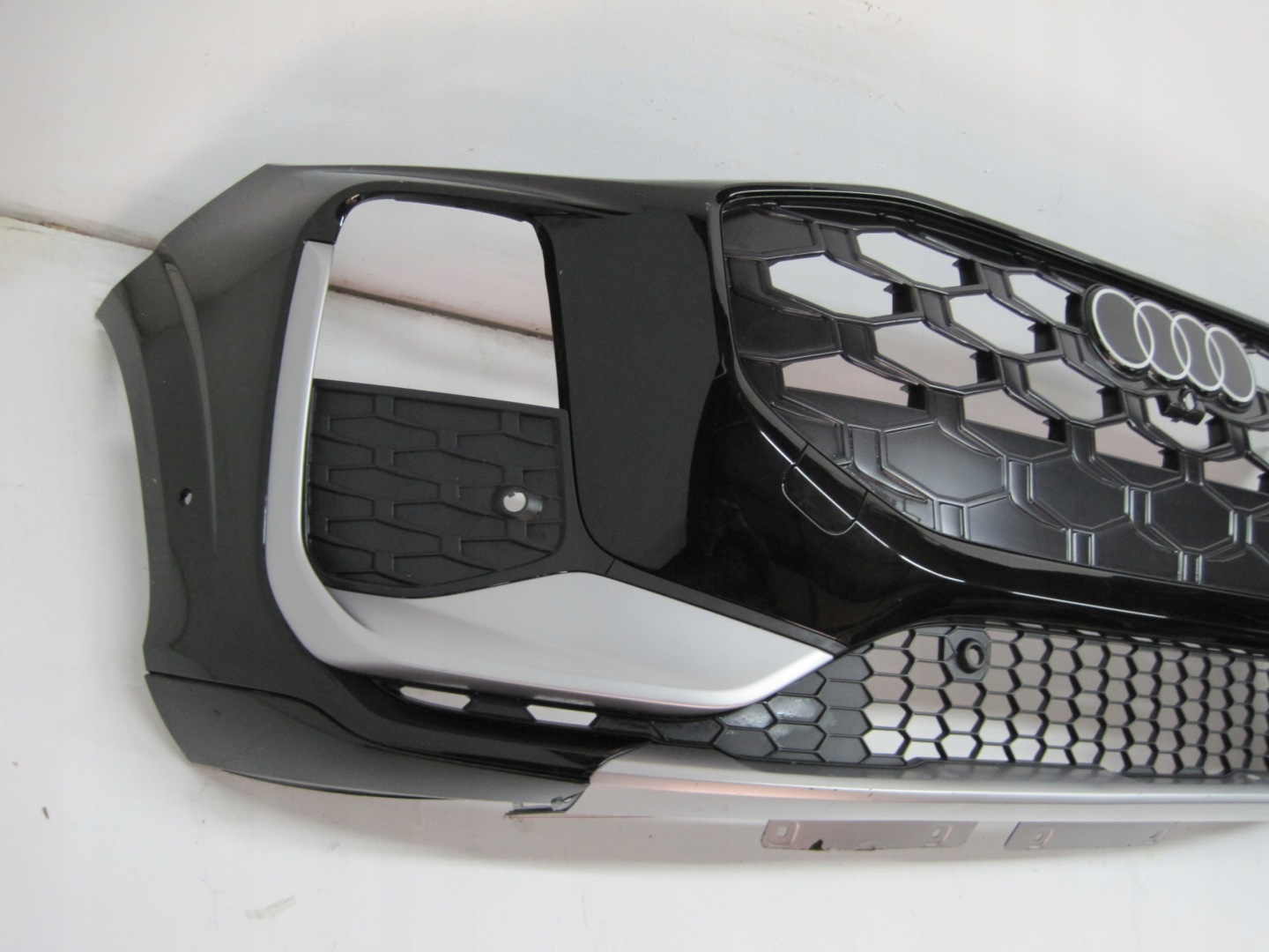 bumper AUDI Q3 83H 25R S-LINE front front