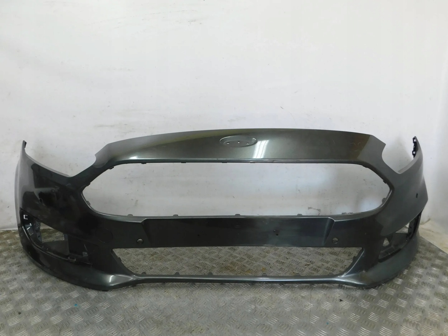 bumper front front FORD MONDEO MK5 PDC