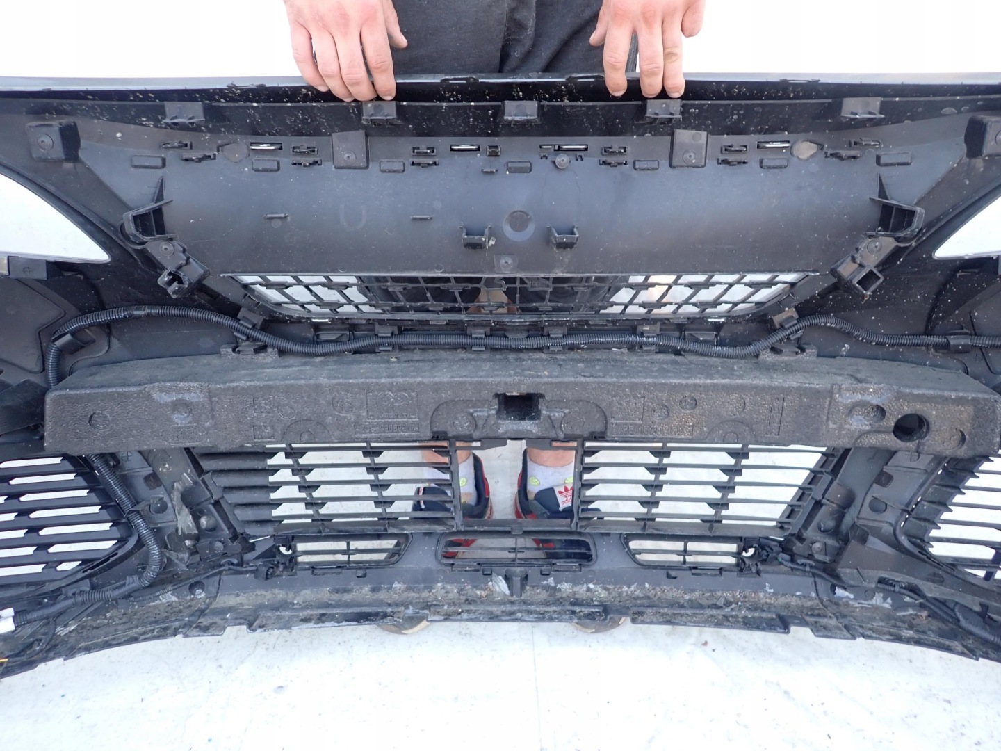 PEUGEOT 3008 II 16- bumper front front 6PDC