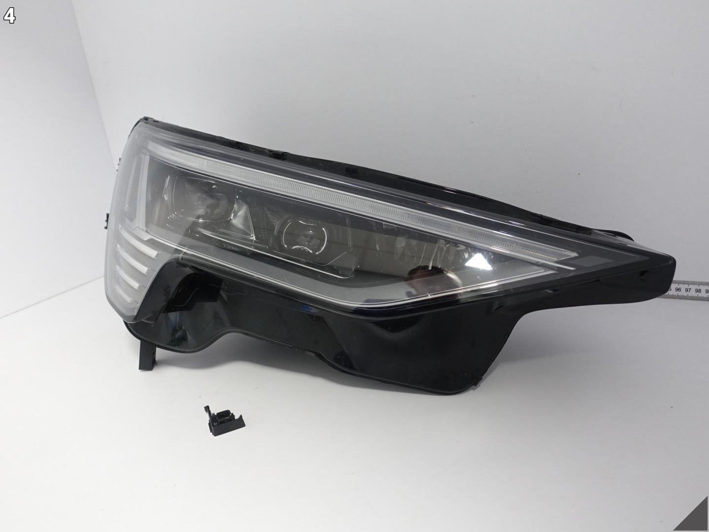 AUDI E-TRON / Q8 E-TRON LIFT 22- Licht FULL LED DIGITAL MATRIX LIGHT rechts
