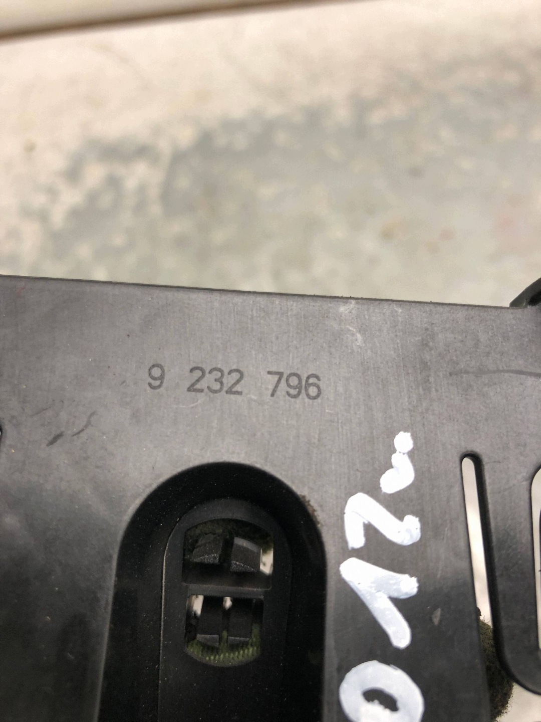 Poignée Support plaque KAMERY BMW F30 9232796
