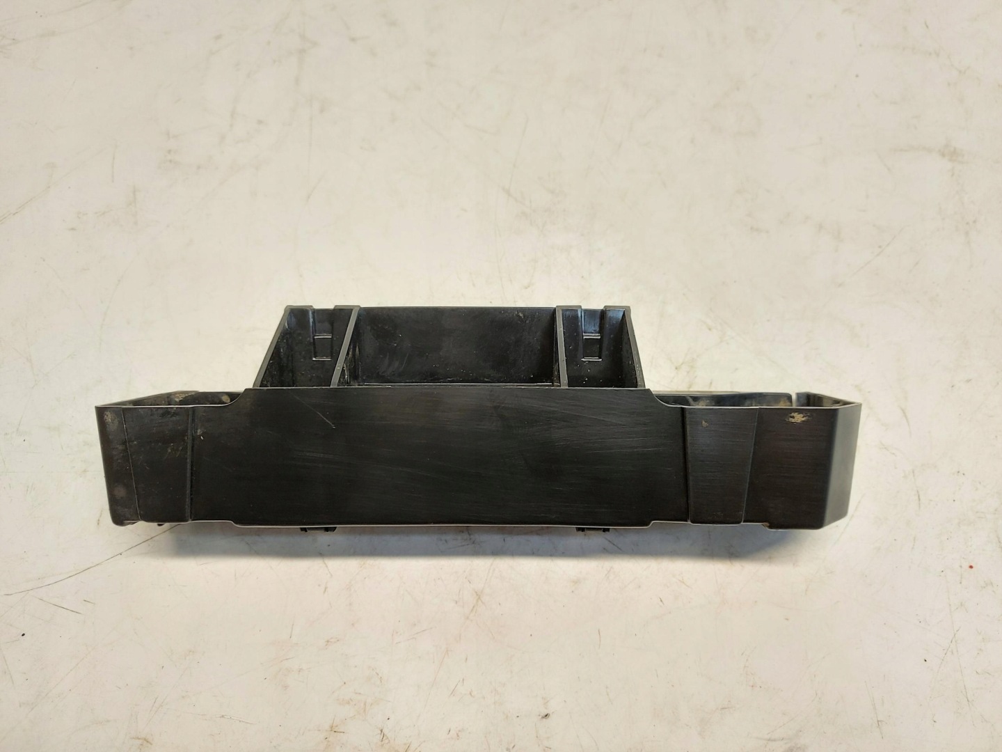 Mercedes W254 GLC 220d support holder of the threshold left front A2546989100