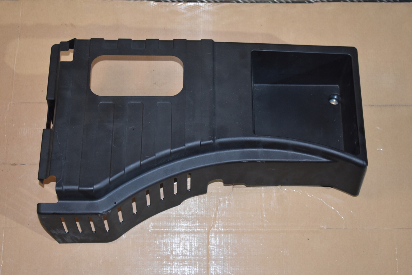 IDEALNA cap for battery PORSCHE CAYENNE 9Y 1