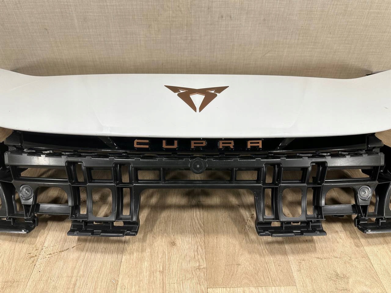 CUPRA BORN 2021-> pillar support bumper front 10E807231
