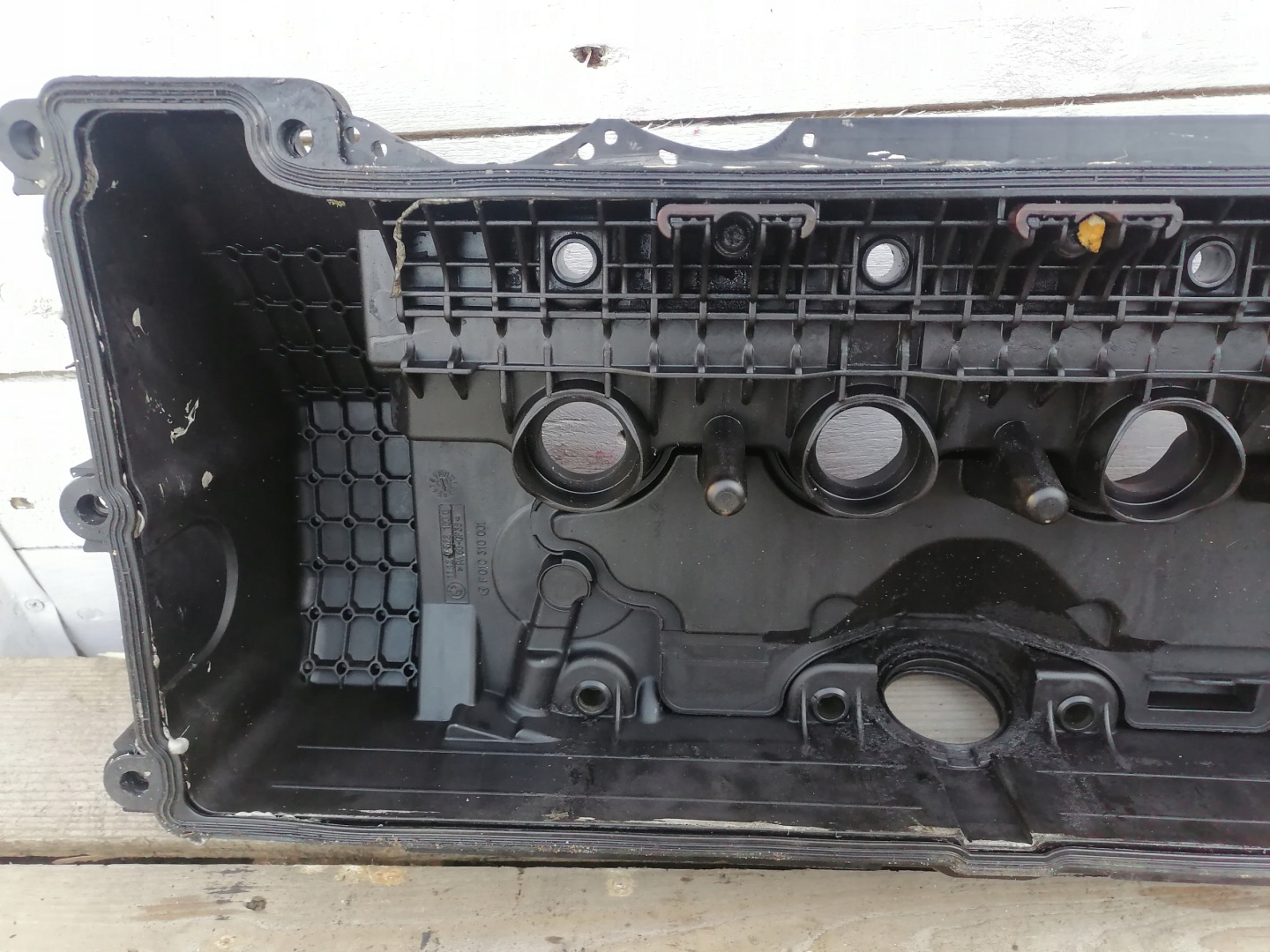BMW E63 650I N62 Abdeckung der Ventile links 75221600