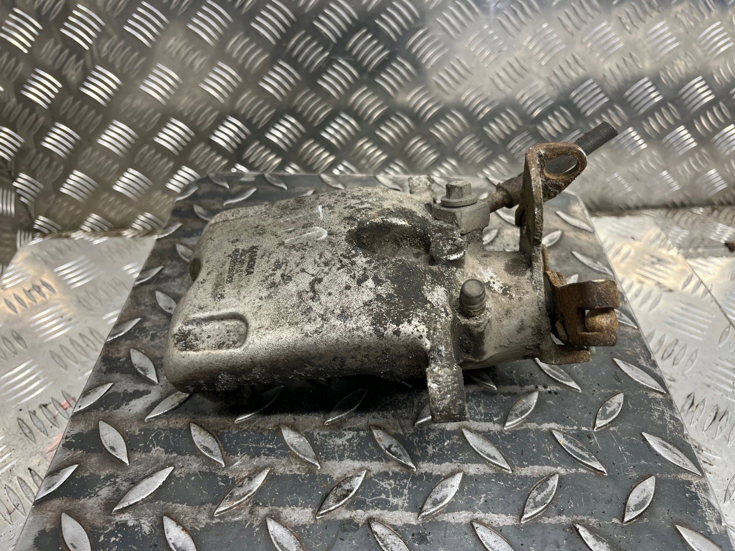 caliper brake right rear part rear OPEL INSIGNIA