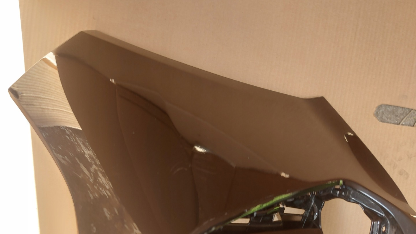 nárazník předek přední TOYOTA COROLLA E21 19- PDC
