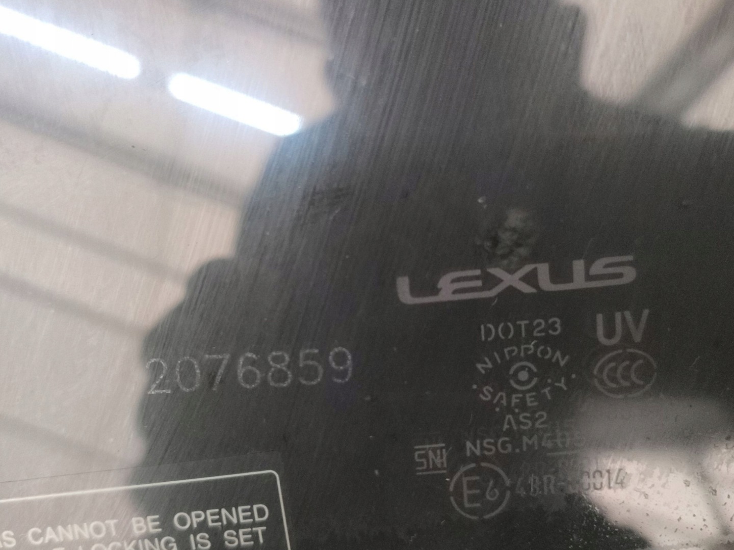 window door left front LEXUS UX 250h (18-22)
