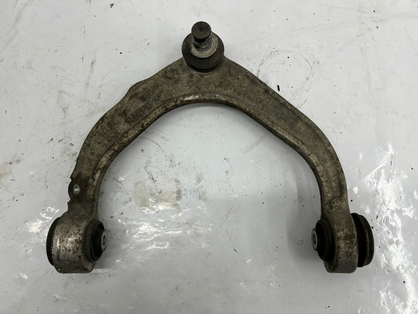 arm front upper left BMW X6 E71 X5 E70 AW6082T6 OE