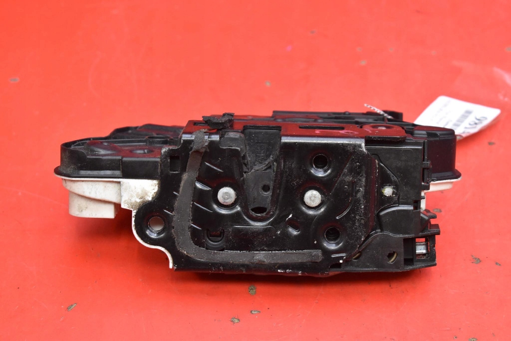 lock door left front front EU 5N1837015A VW PASSAT CC 08-12