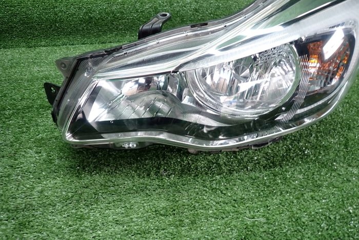 SUBARU XV XENON 11-17 reflektor left light left