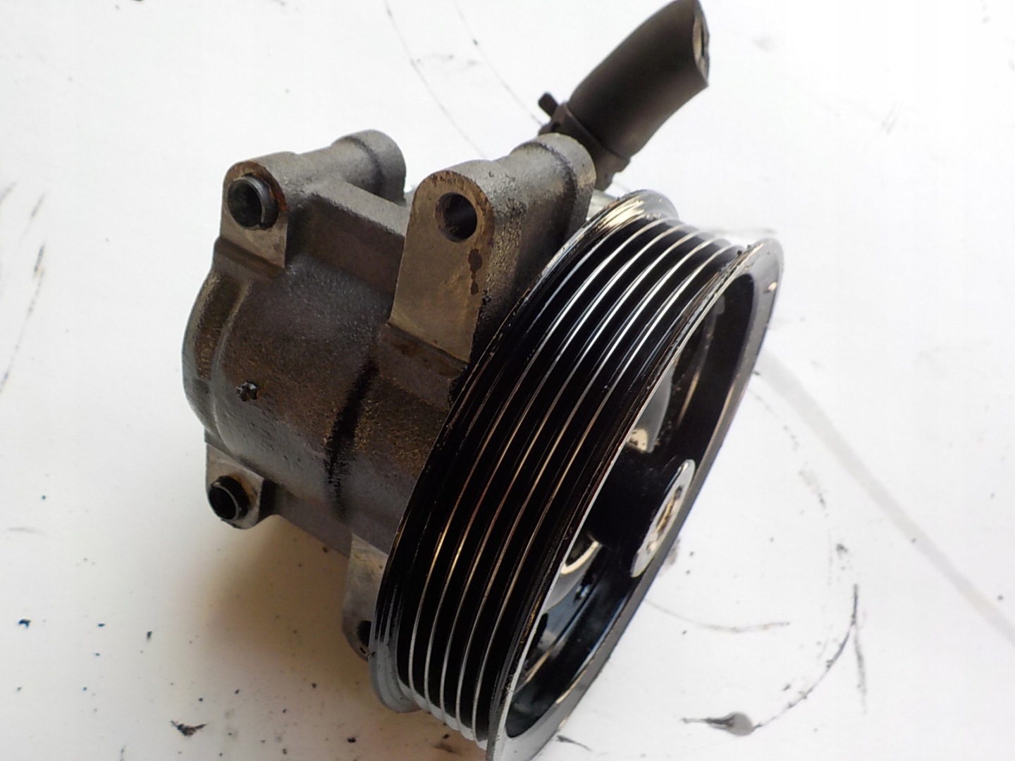 FORD FOCUS C-MAX 1.8 2.0 16V B LAUBER servo pump 55.3678