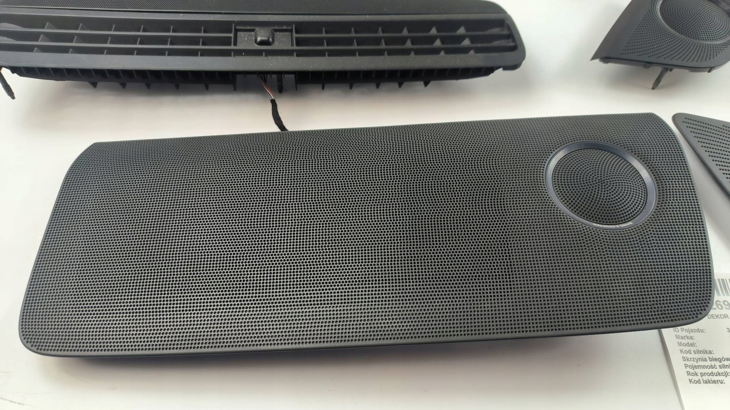 speakers running board AUDI A5 and 8T