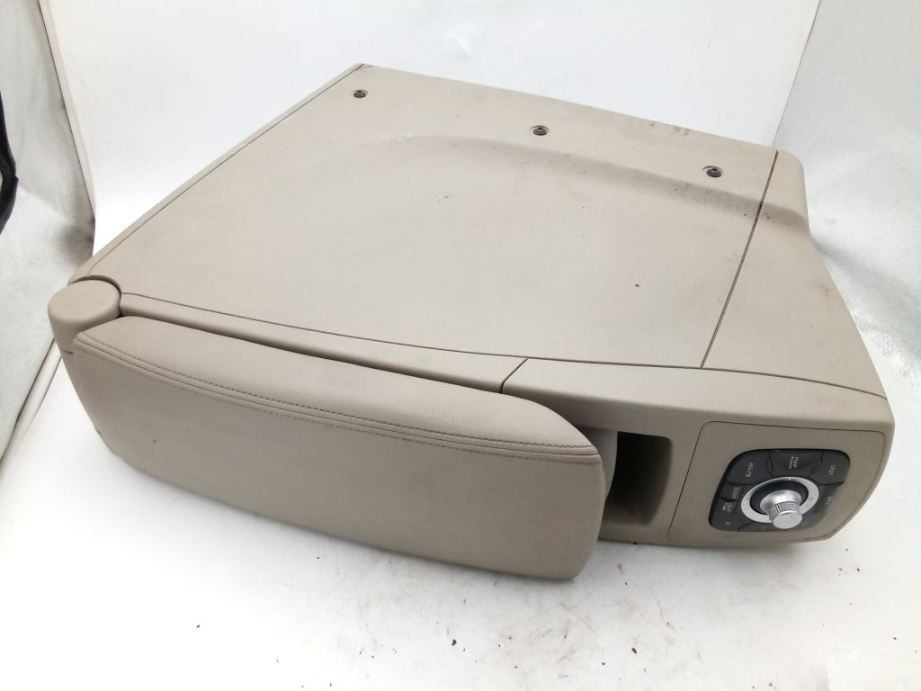 Renault Scenic III 3 armrest passenger compartment Navi