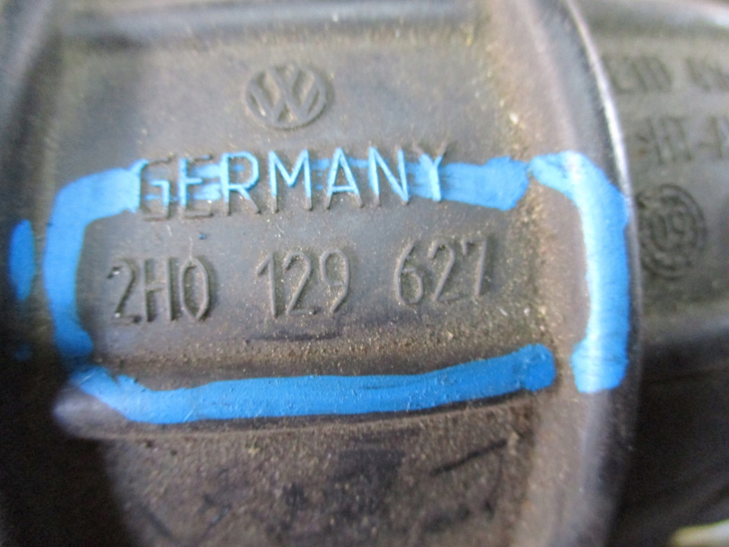 pipe intake air VW AMAROK 2H0129627