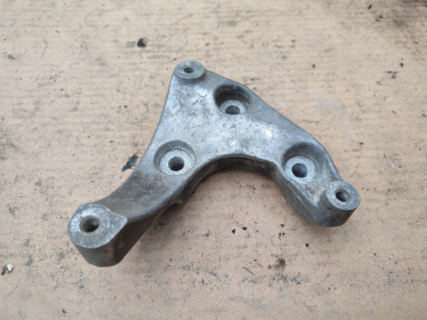 supporto staffa Opel Zafira B 980055390