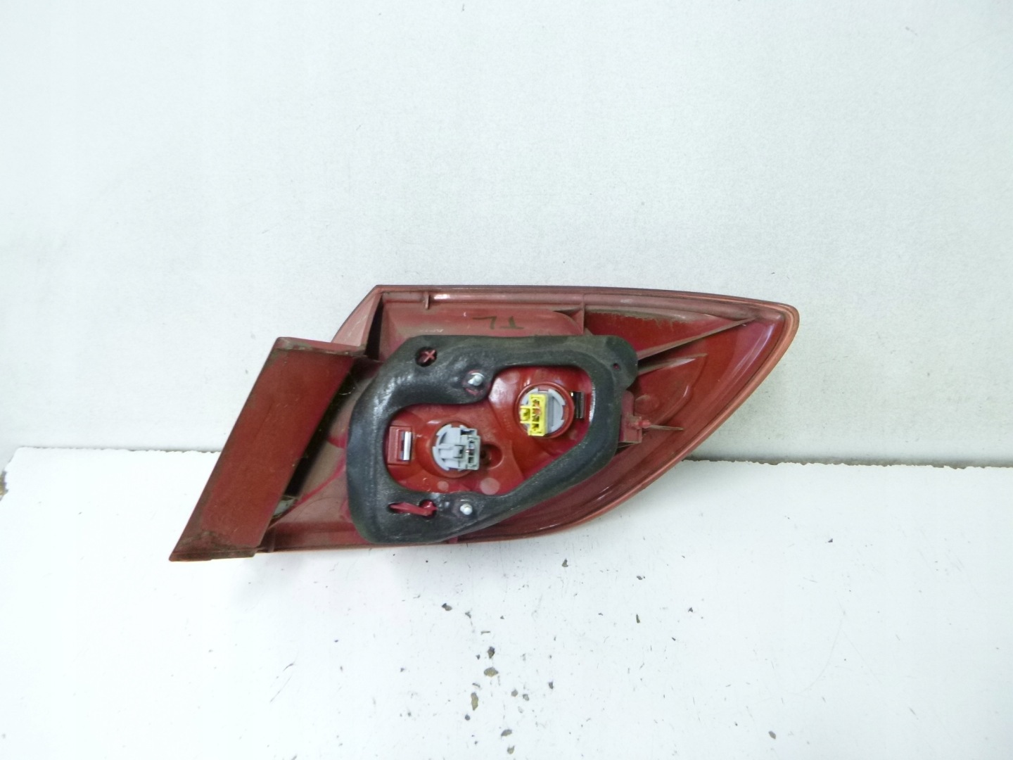 light rear left z of a fender Mazda 3 BK HB 2004r.