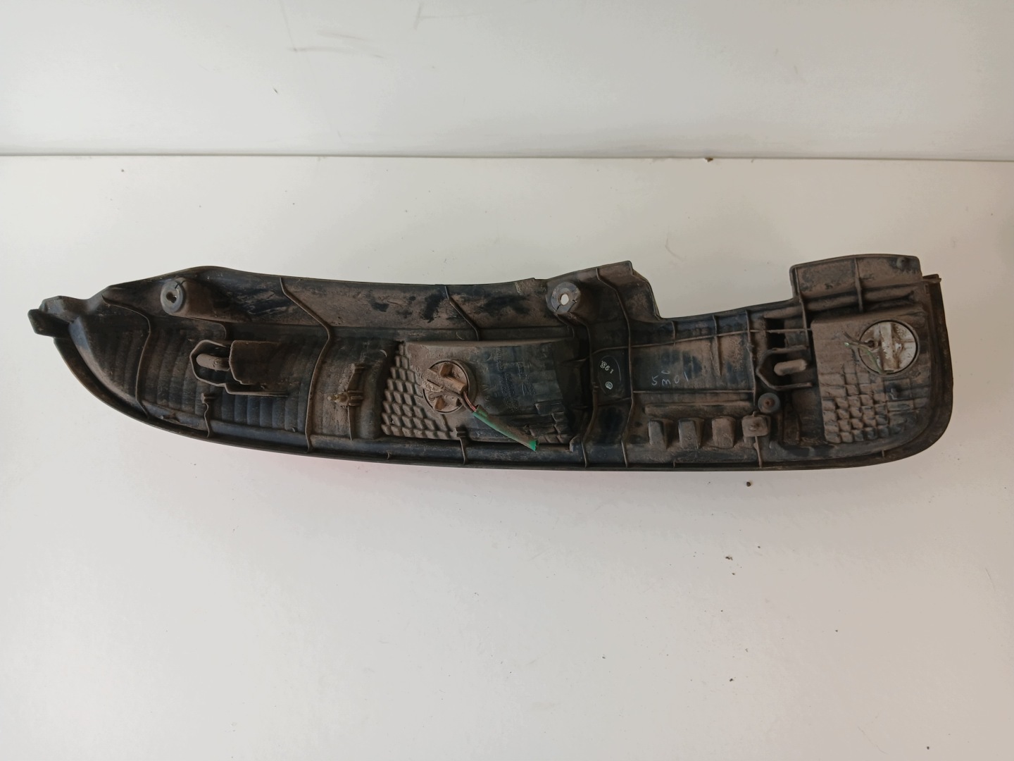 DAIHATSU TERIOS and light right rear part