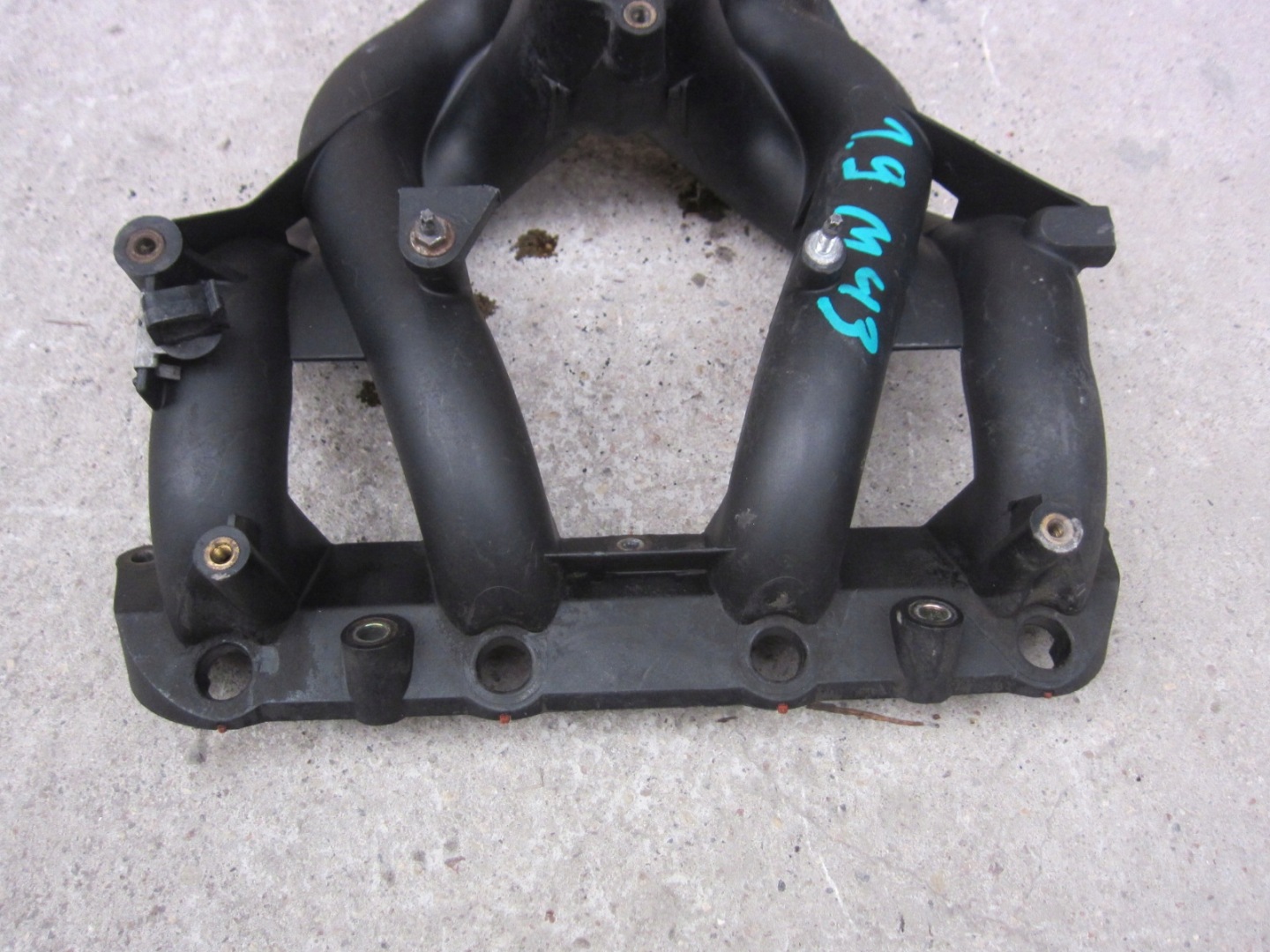 BMW Z3 3 E36 E46 M43 1.9 intake manifold 11611432033 1432033