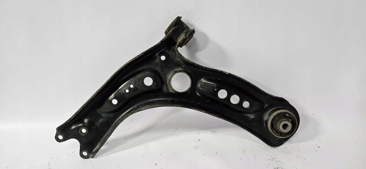 arm right front AUDI A3 8V 2013-20 5Q0407152J