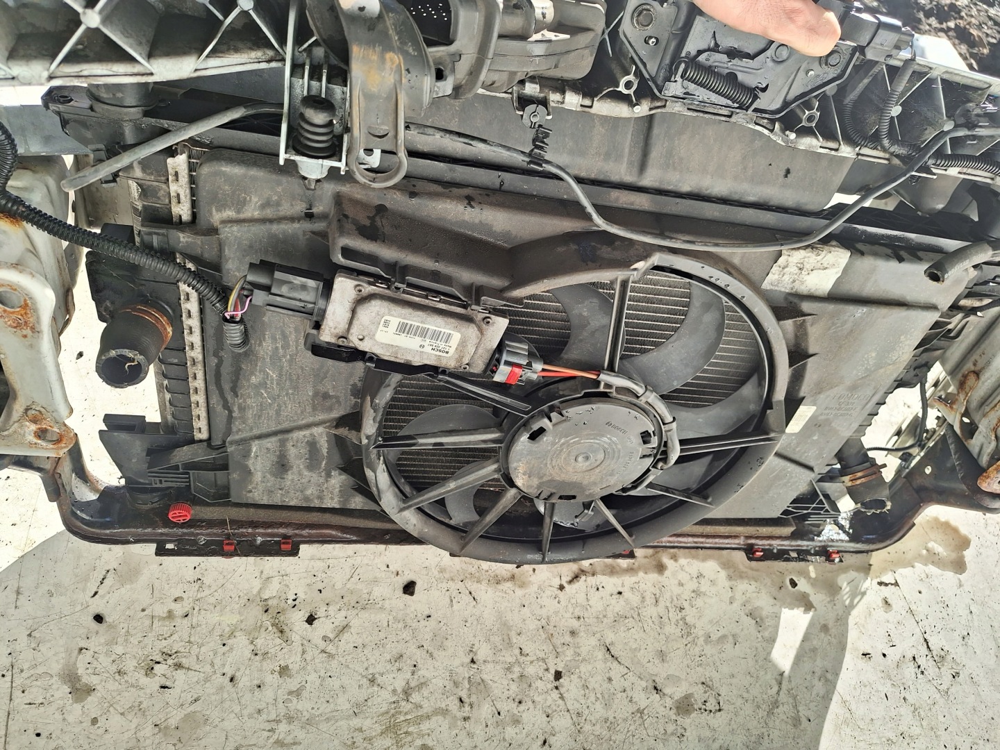 FORD C-MAX MK2 11-14 support panel for radiators petrol