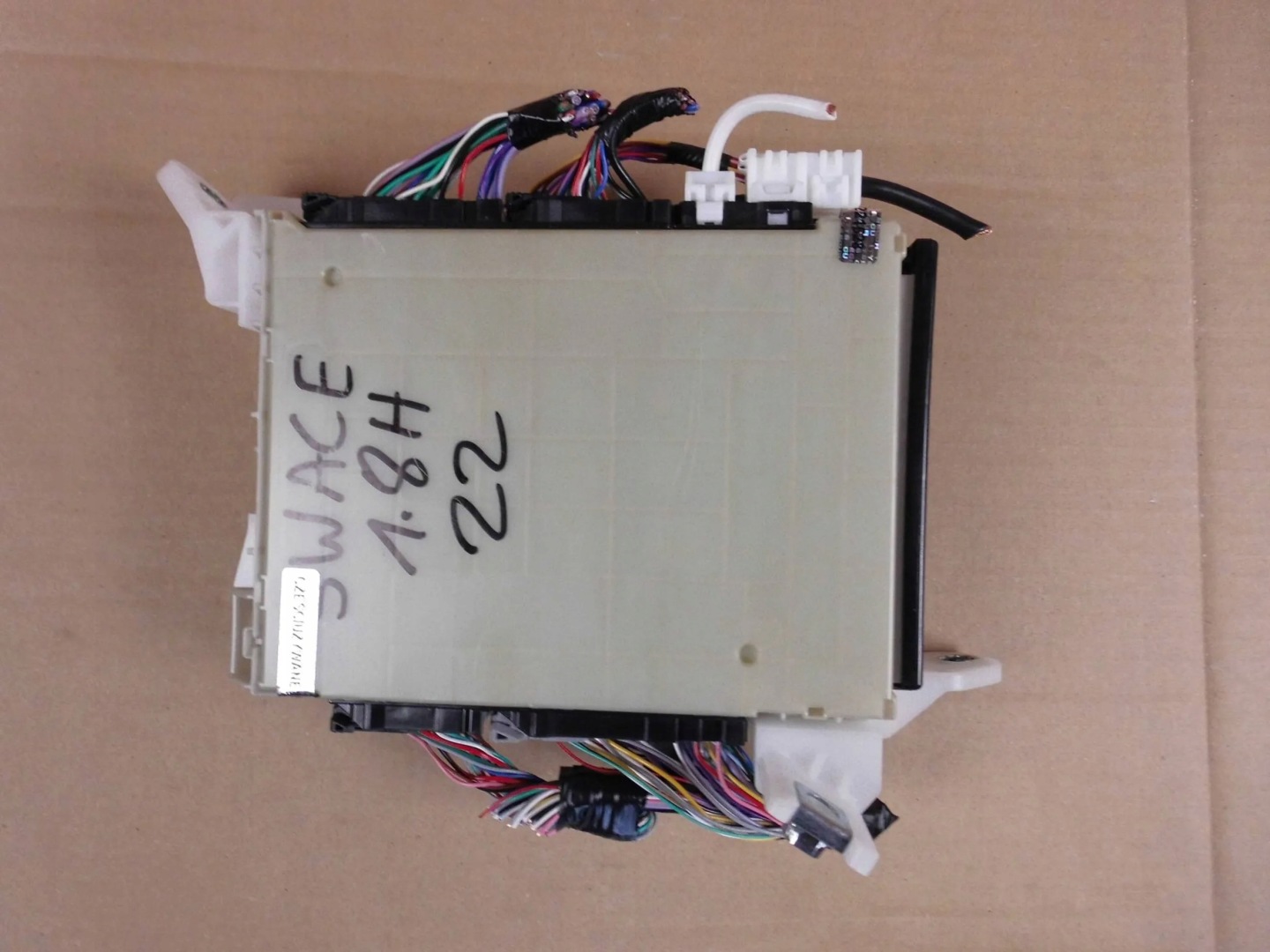 TOYOTA COROLLA E21 MODULO MPX 82730-0Z290 89221-02710