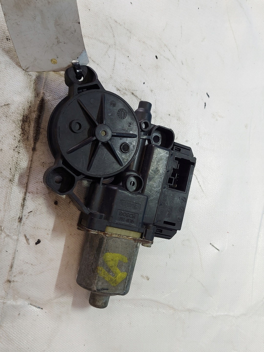 engine lifting windows POLO V 0130822532 left rear part