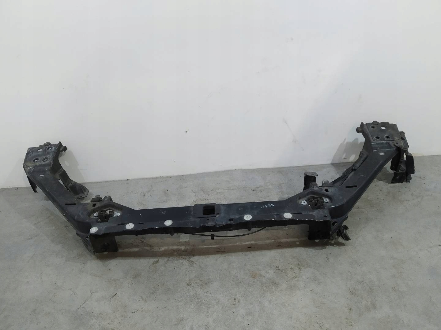 pillar of a bumper support panel for radiators pillar front Jaguar XJ VIII X351