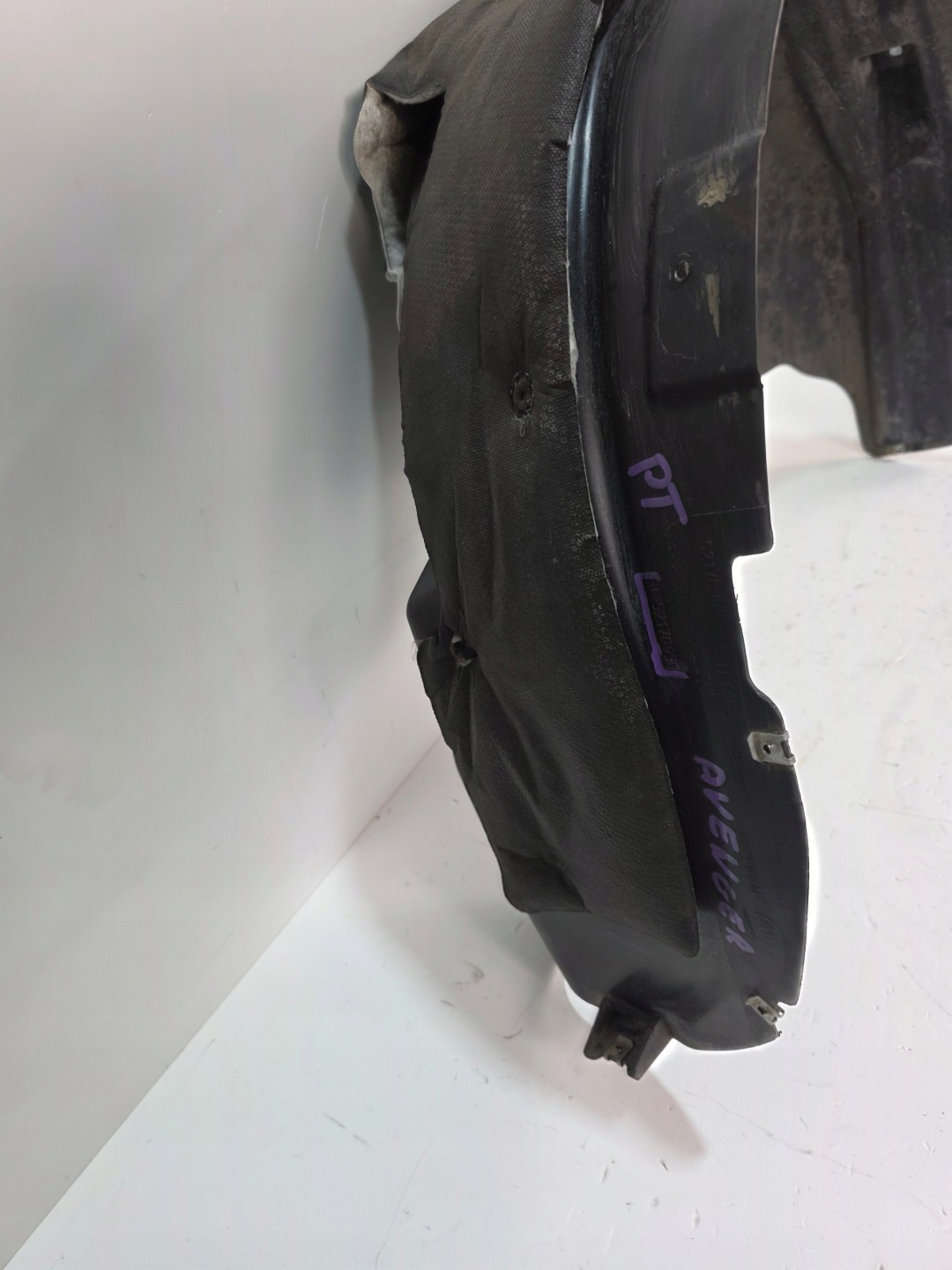 mudguard right rear. JEEP AVENGER 52170950