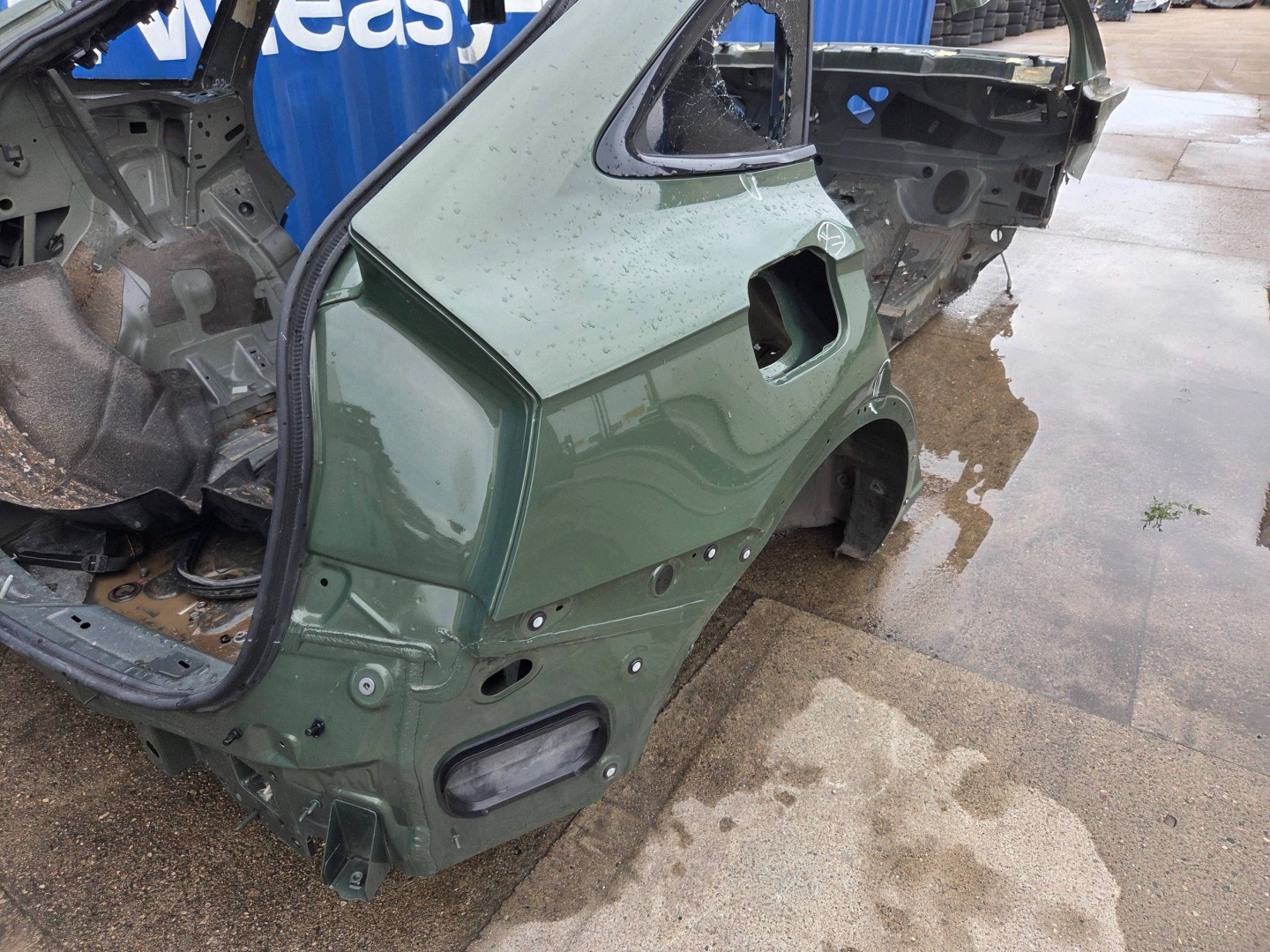 Audi Q5 SQ5 FY Sportback quarter rear right