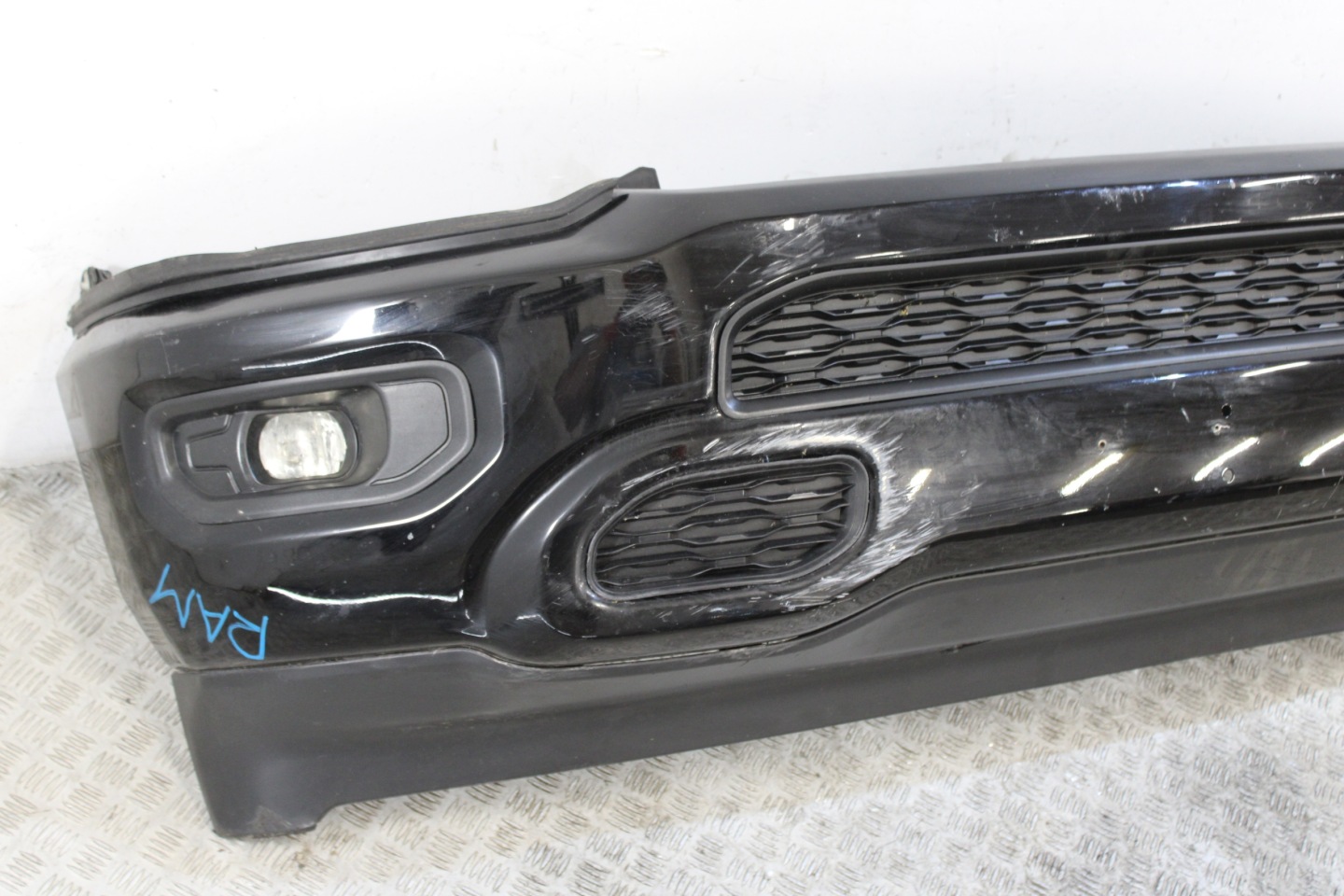 bumper front front complete DODGE RAM V 5 1500 2019