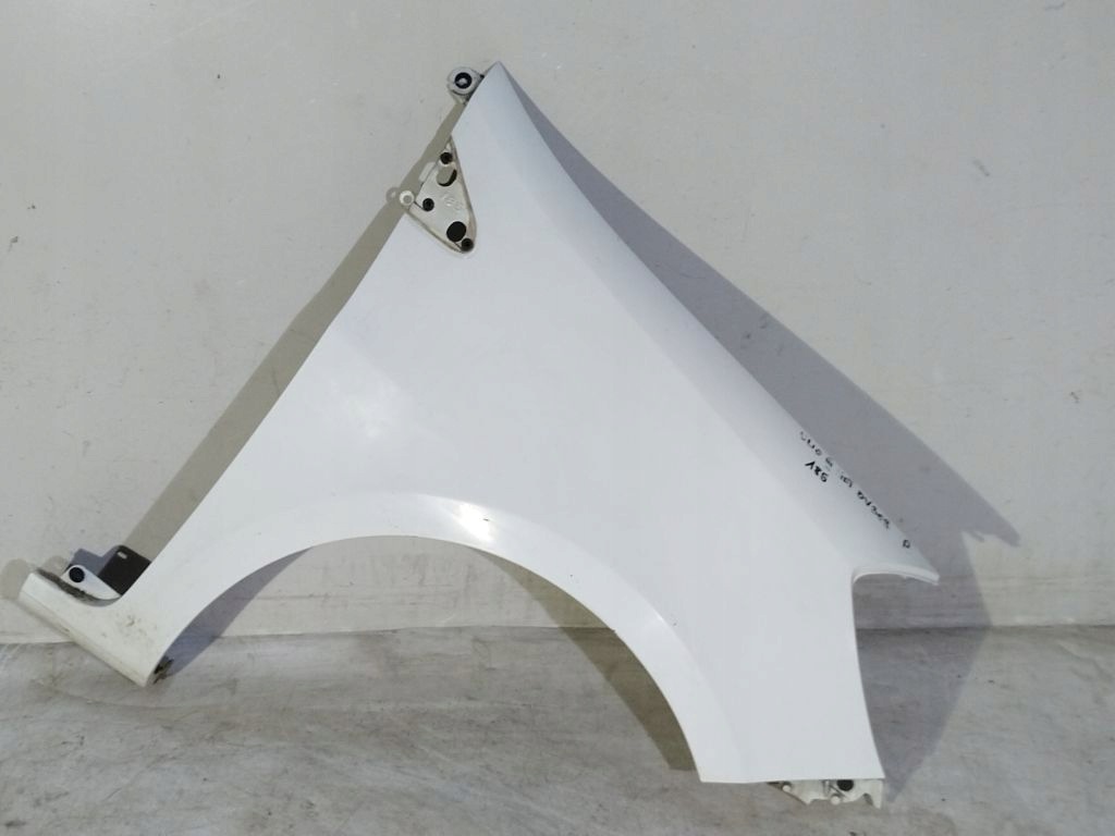 Renault Clio III 3 lift parafango destra (185) OV369